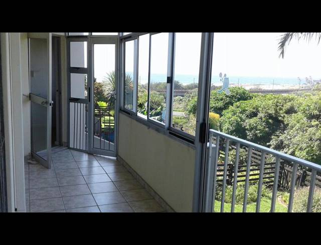 2 BEDROOM APARTMENT FOR SALE IN FREELAND PARK